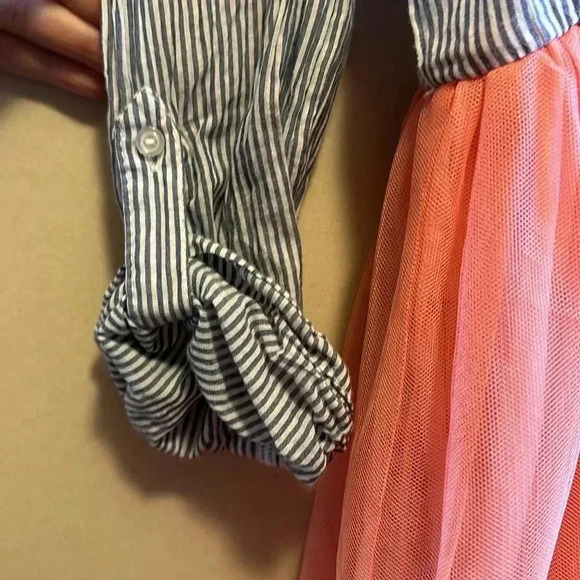 Dress - Picture 3 of 7